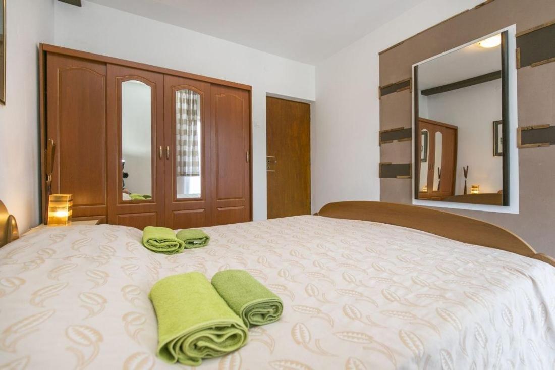 Apartments With Wifi Rabac, Labin - 17261 Room photo